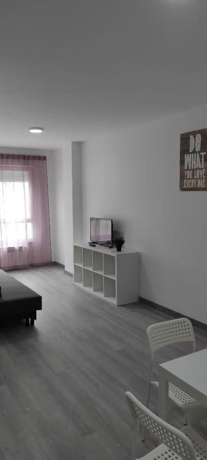 Apartamentos Rosali Ribadeo Buitenkant foto